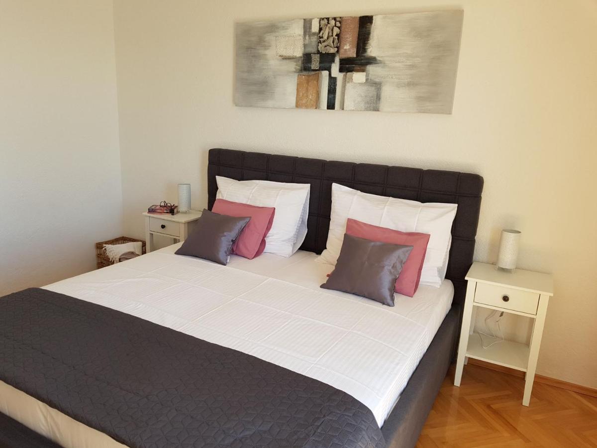 Apartments Gaston 포드고라 외부 사진
